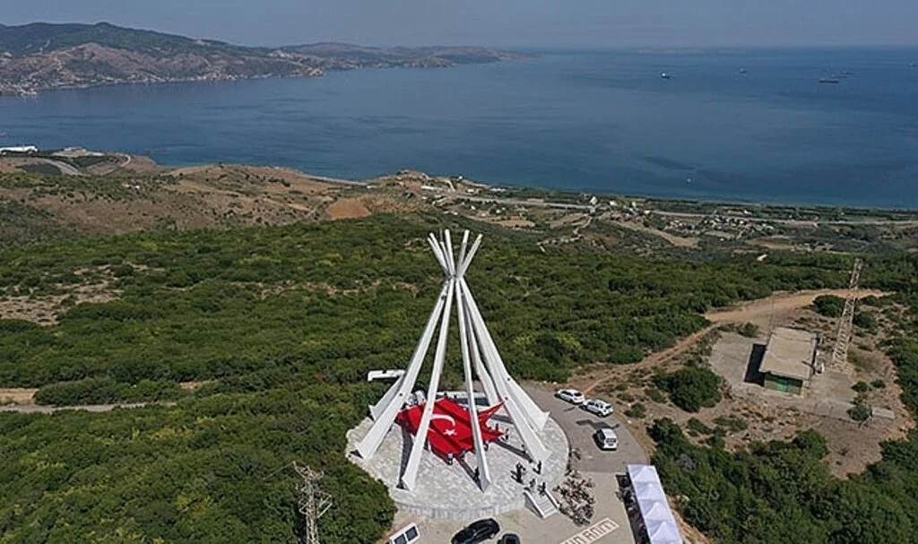 Milli Mücadele'nin başladığı Samsun'dan son kurşunun atıldığı Bandırma'ya Türk bayrağını taşıdı