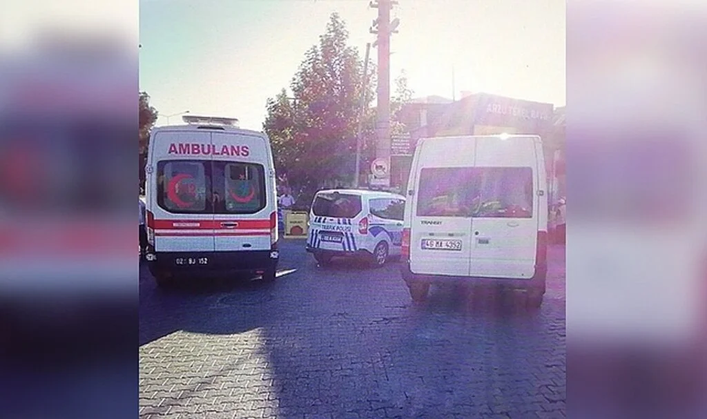 Minibüsün çarptığı yaya yaralandı