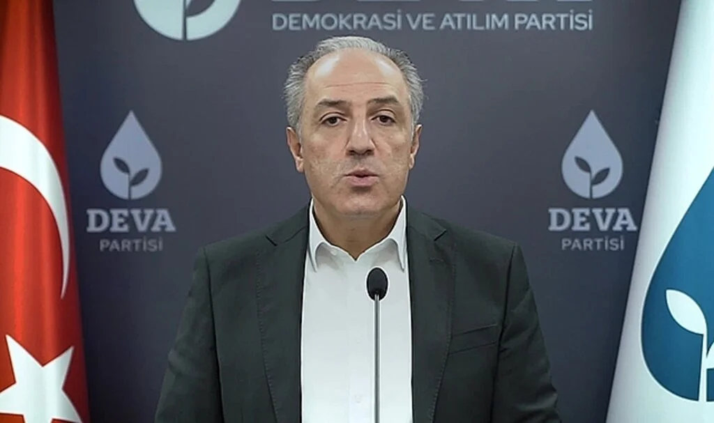 Mustafa Yeneroğlu :"Ülkemizin Bugüne Kadarki En Acı Kaybı Demokrasi Oldu"