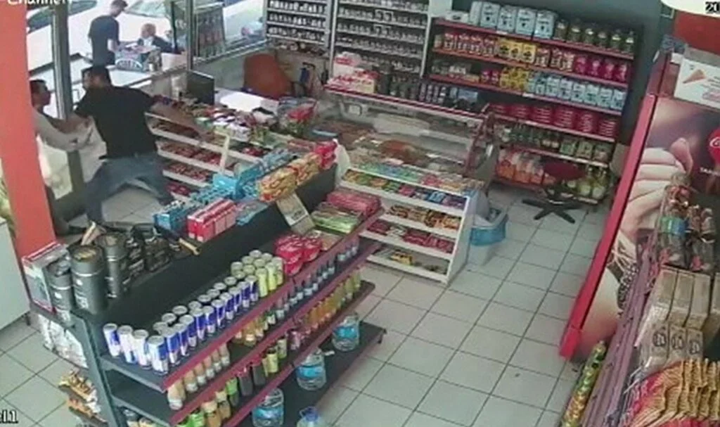 Müşterilerin korkulu rüyası marketçi