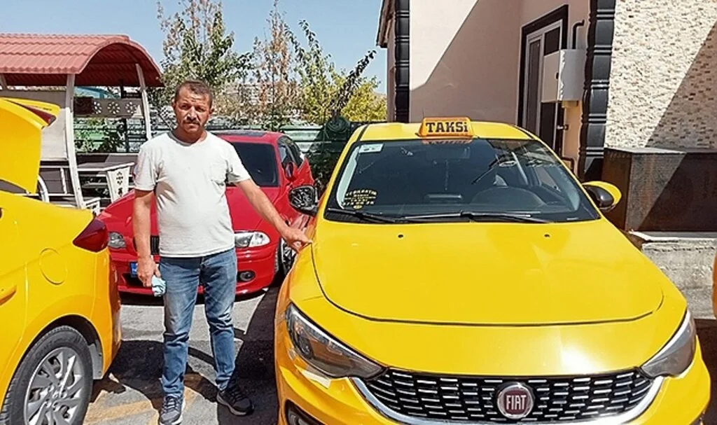 Müşterilerinin darp ettiği taksici korku dolu o anları anlattı: “Nefes almakta zorlanıyorum”