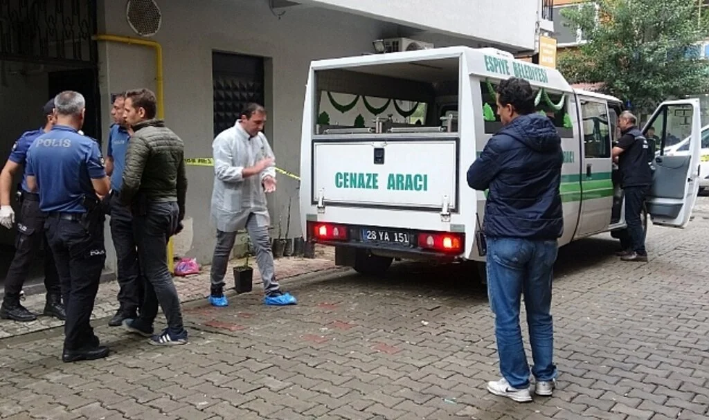 Öldürdüğü eşiyle bir yıl önce evlenmiş