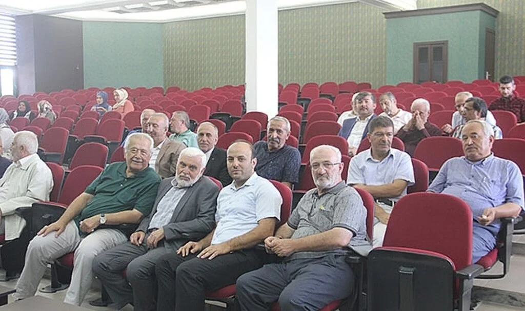 OMÜ’de 40 yıllık üniversite mezunları buluştu