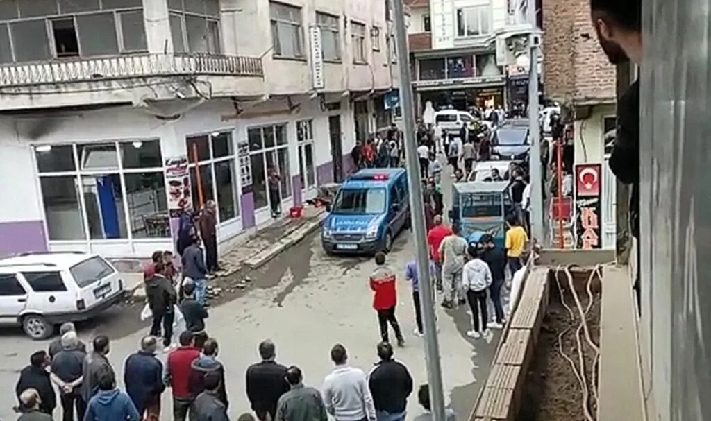 Ordu’da sokaktaki kavgada 1 kişi yaralandı, polis havaya 9 el uyarı ateşi açtı