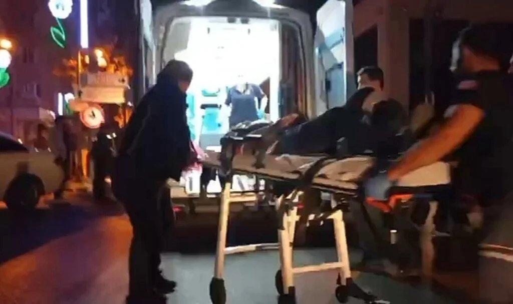 Otomobil ile çarpışan motosikletin sürücüsü yaralandı