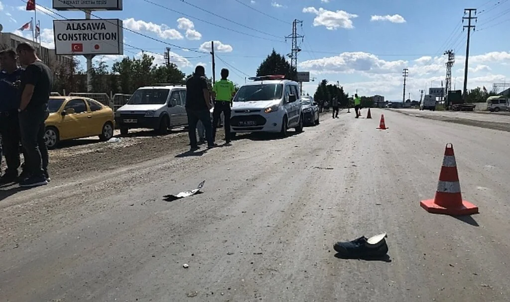 Otomobil yayaya çarptı! 1 ağır yaralı