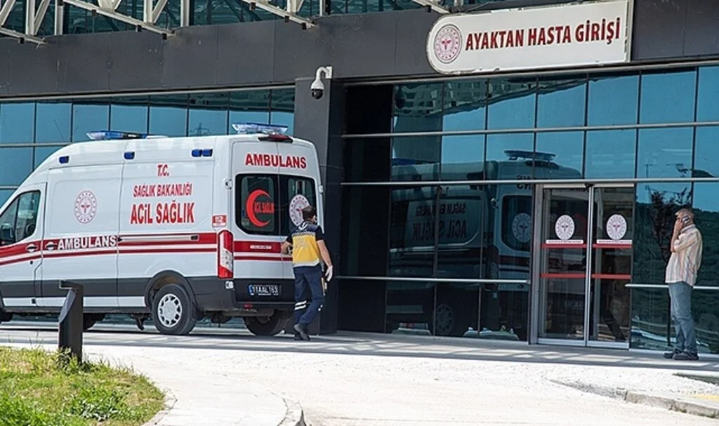 Otomobilin çarptığı 5 yaşındaki çocuk ağır yaralandı