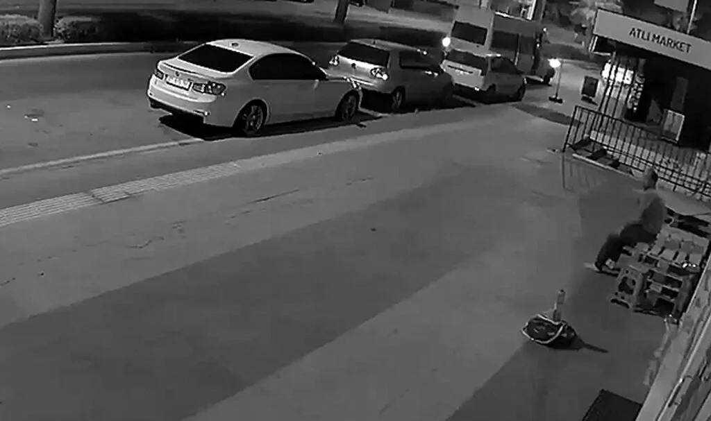Palet hırsızlarının rahatlığı ‘pes’ dedirtti