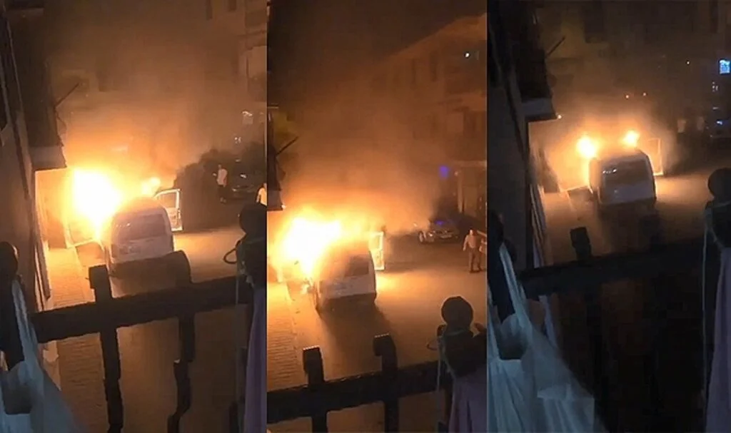 Park halindeki kamyonet gece yarısı yandı; mahalle sakinleri panik yaşadı