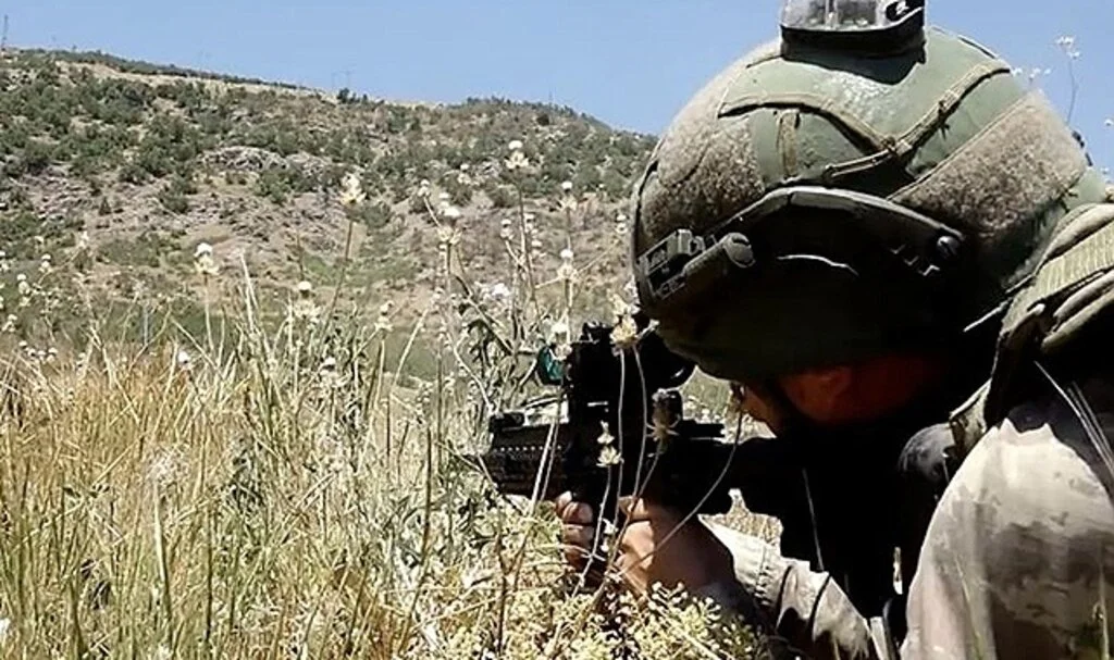 Pençe-Kilit Operasyonu'nda 2 PKK'lı terörist etkisiz hale getirildi