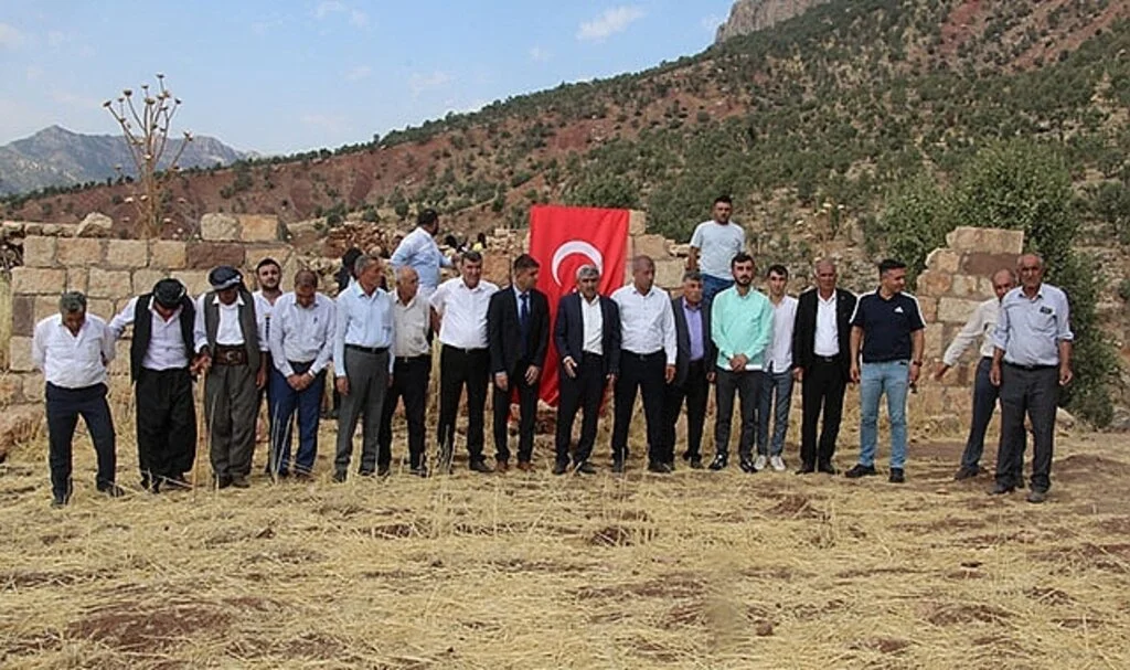 PKK'lı teröristler 35 yıl önce çocuk ve hamile kadınların olduğu 12 kişiyi katletti