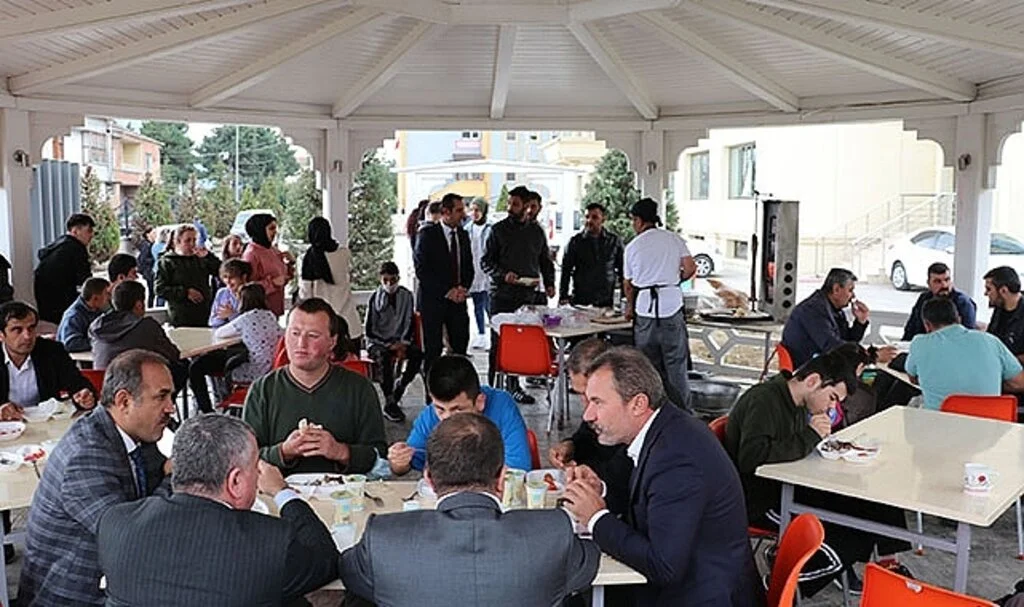 Protokolden  'özel' buluşma 
