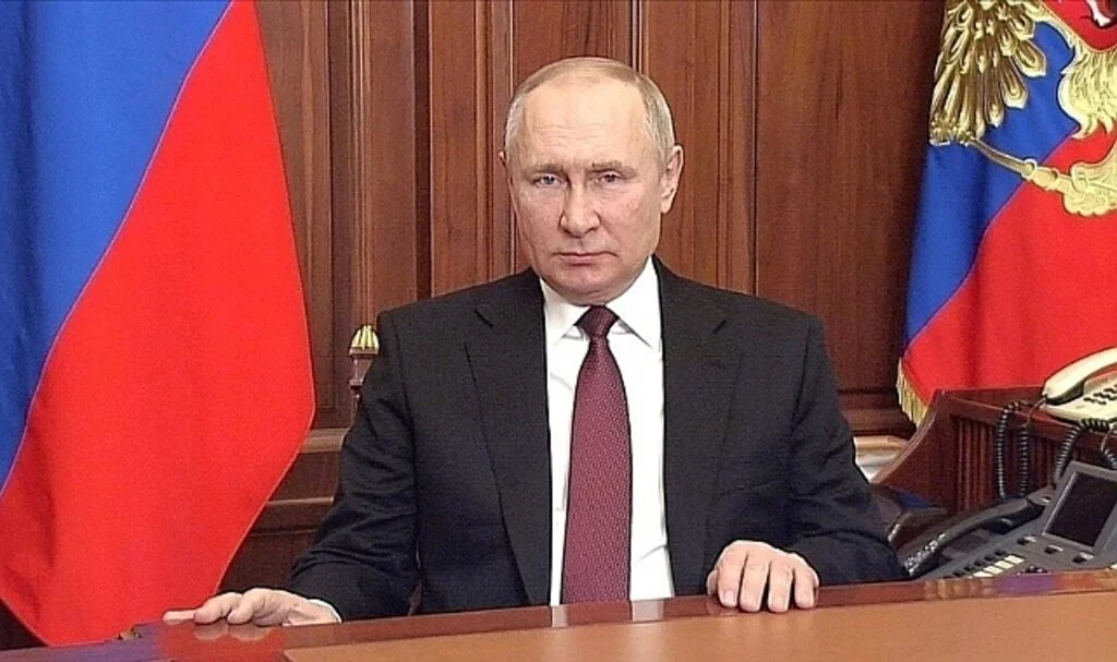 Putin, Batı'nın BDT alanında yeni meselelerle ilgili senaryolar üzerinde çalıştığını söyledi