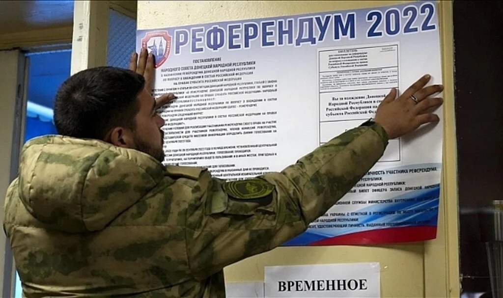 Putin, Herson ve Zaporijya bölgelerinin sözde bağımsızlıklarını tanıyan kararnameleri imzaladı
