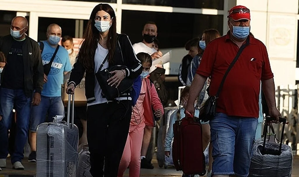Rus turistlerin Baltık ülkeleri ve Polonya'ya girişleri 19 Eylül'den itibaren kısıtlanacak