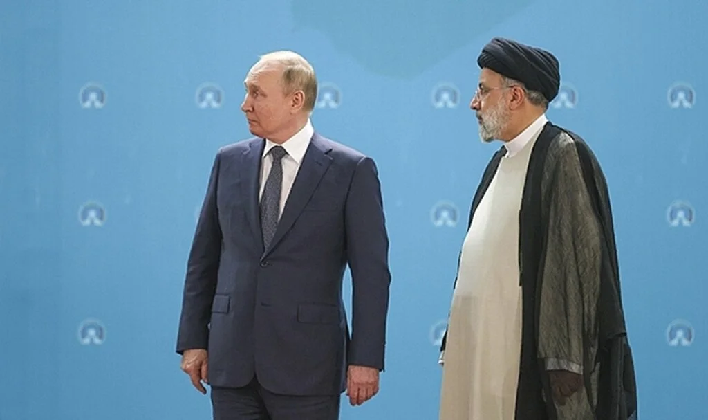 Rusya Devlet Başkanı Putin, İran Cumhurbaşkanı Reisi ile bir araya geldi