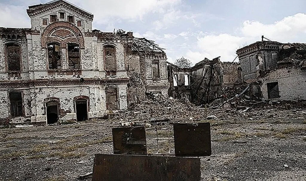 Rusya, İzyum şehrinde "Rus ordusunun toplu mezar açtığı" iddiasını yalanladı