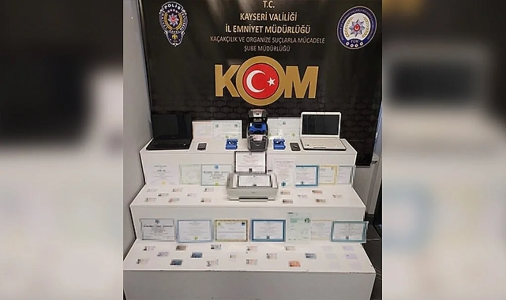 Sahte evrak düzenleyen şahıslara 2 ilde eş zamanlı operasyon