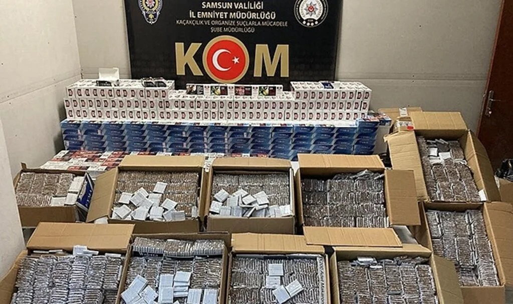 Samsun'da 233 bin 500 dal kaçak sigara ve 60 bin dal makaron ele geçirildi