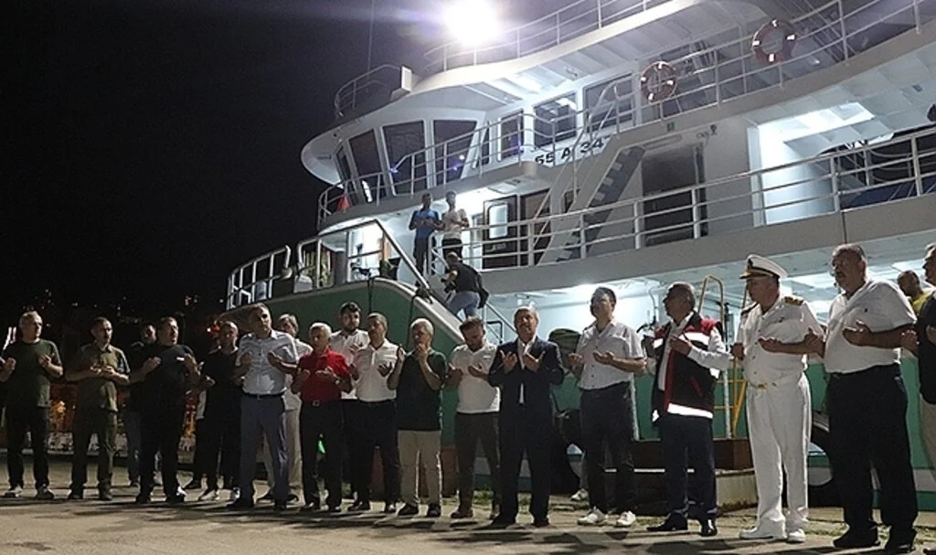  Samsun'da balıkçılar 'Vira Bismillah' dedi