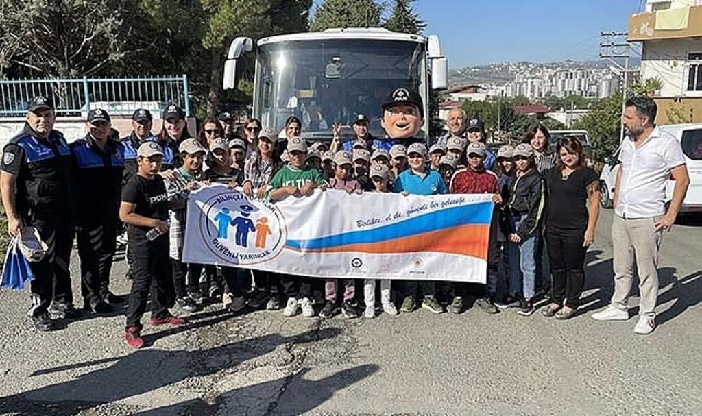 Samsun'da öğrenciler "Kanka" ile kenti gezdi