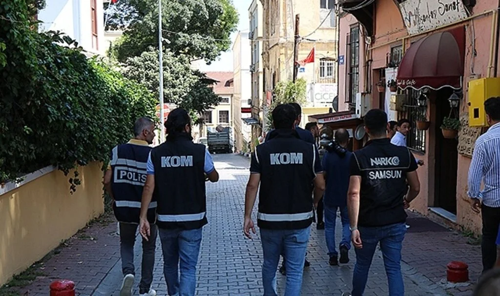 Samsun'da Okul ve çevresinde asayiş uygulaması