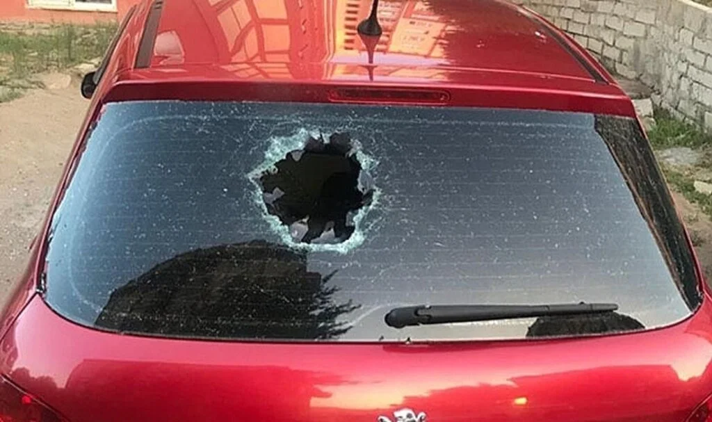 Samsun'da Sağlık çalışanının otomobili kurşunlandı