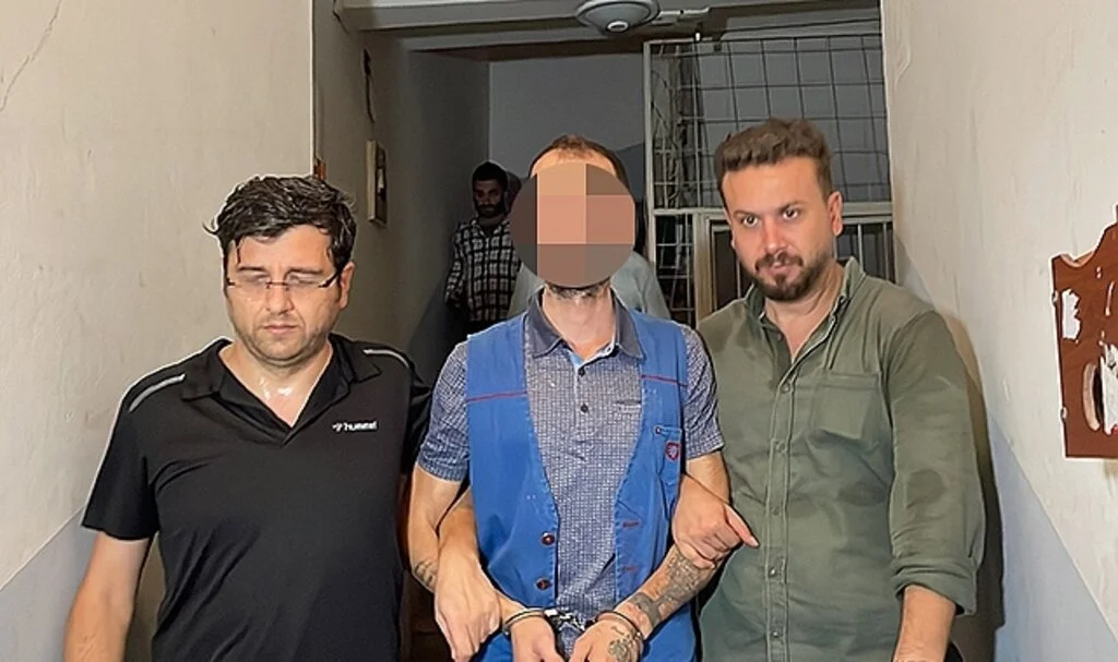 Samsun'da silahla yaralama şüphelisi çatıdan çatıya atlarken yakalandı