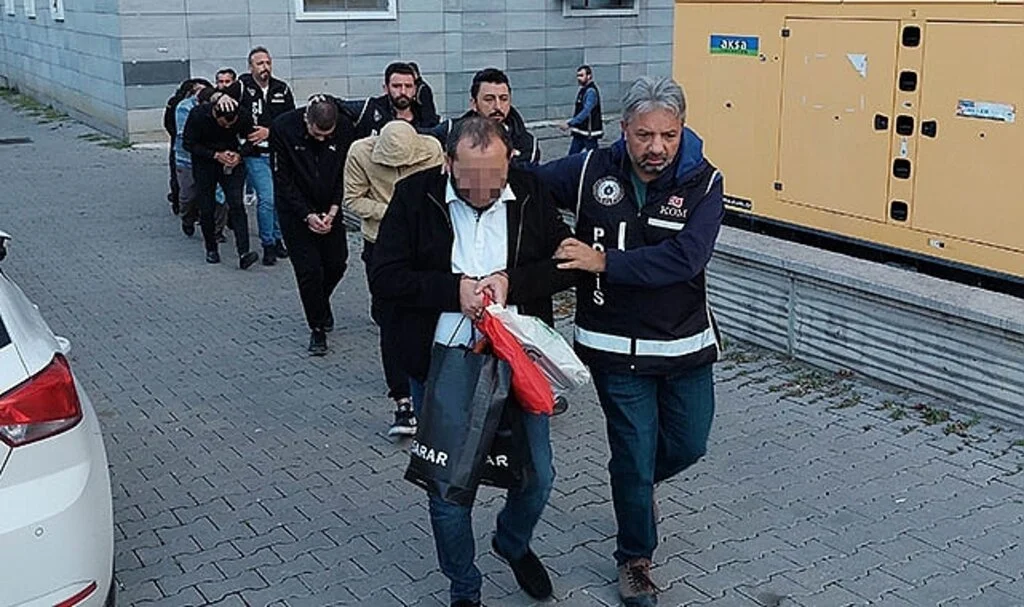 Samsun'da Suç örgütü operasyonundan 8 kişi daha adliyeye sevk edildi
