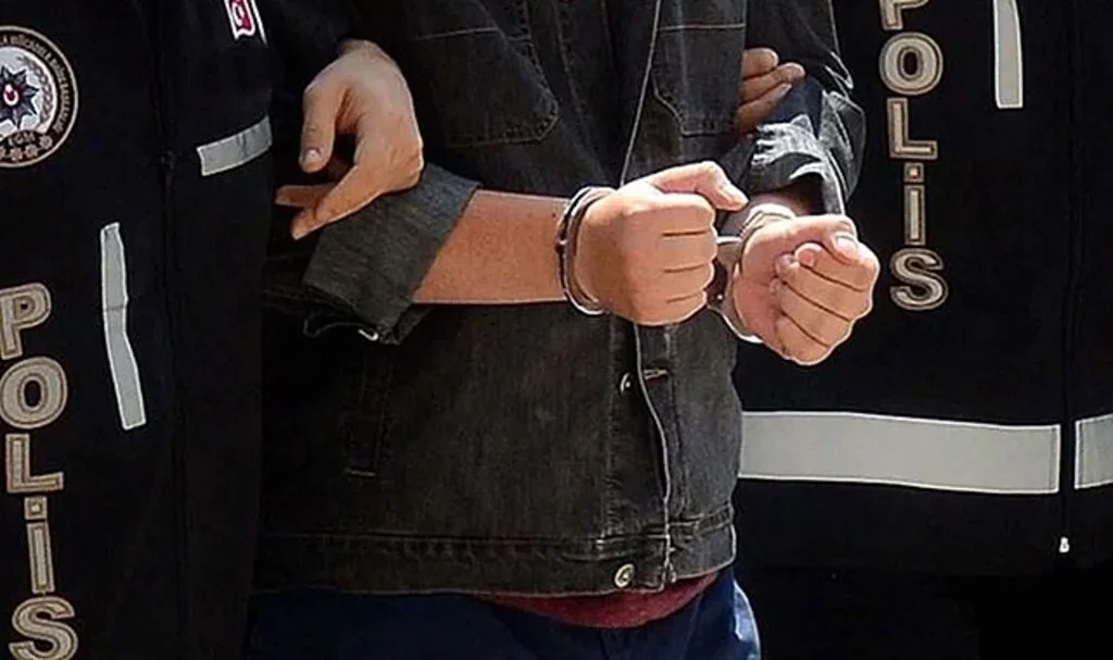 Samsun'da "Zincir" operasyonunda 5 kişi adliyeye sevk edildi