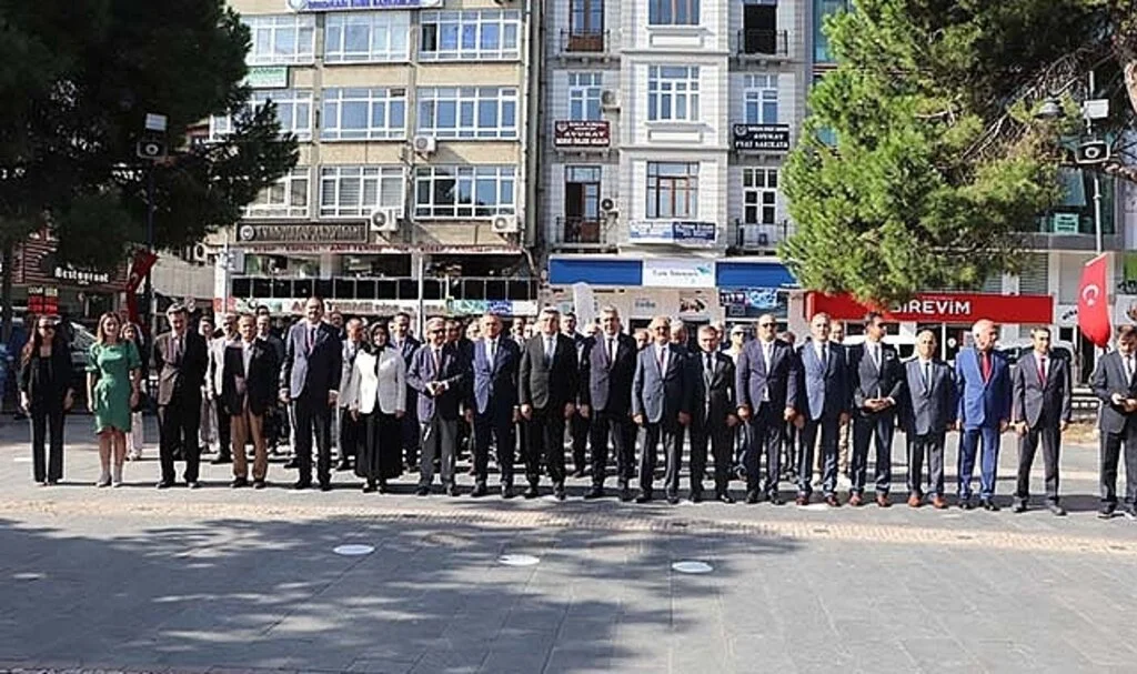 Samsun İl Milli Eğitim Müdürü Ağar: "İlk defa bu sene öğrencilerimizin sıralarında yardımcı ders kitapları hazır"