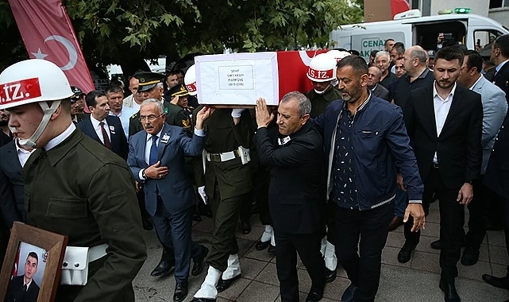 Şehit Piyade Uzman Çavuş Ümit Kesti, memleketi Ordu'da son yolculuğuna uğurlandı