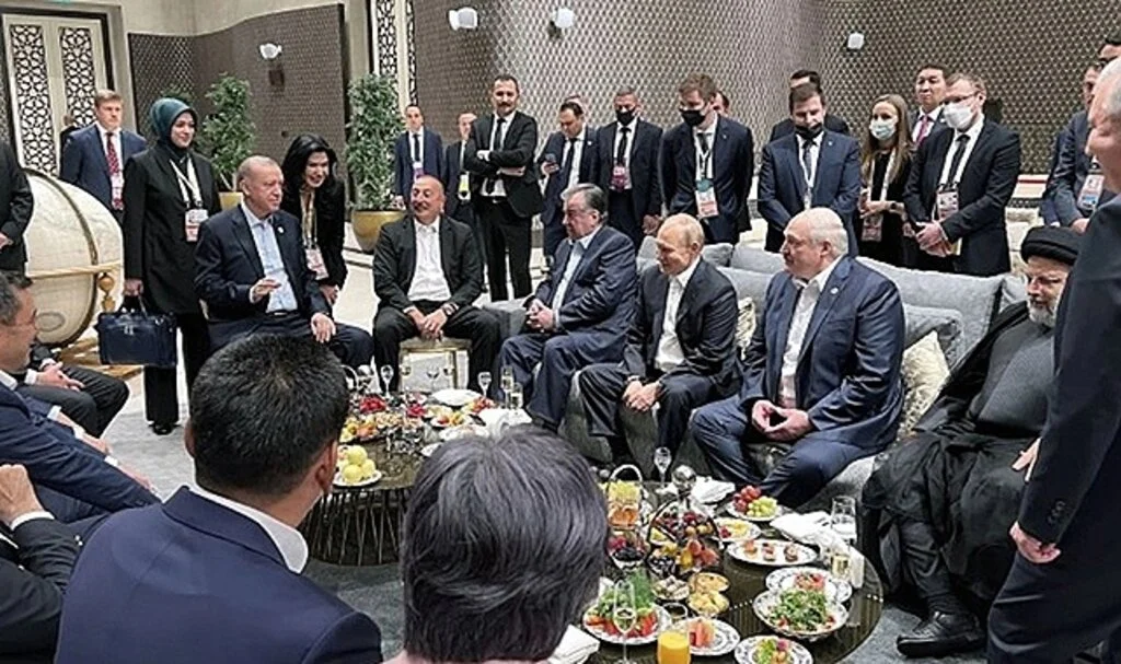 Semerkant'taki çok konuşulan fotoğrafa Erdoğan'dan yorum