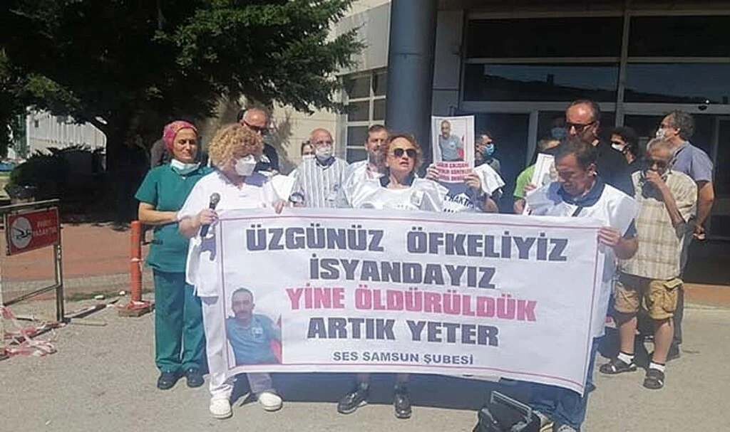 SES Samsun Şube Başkanı Aysel Ocak:"Saplanan bıçak hepimizin kalbinde"