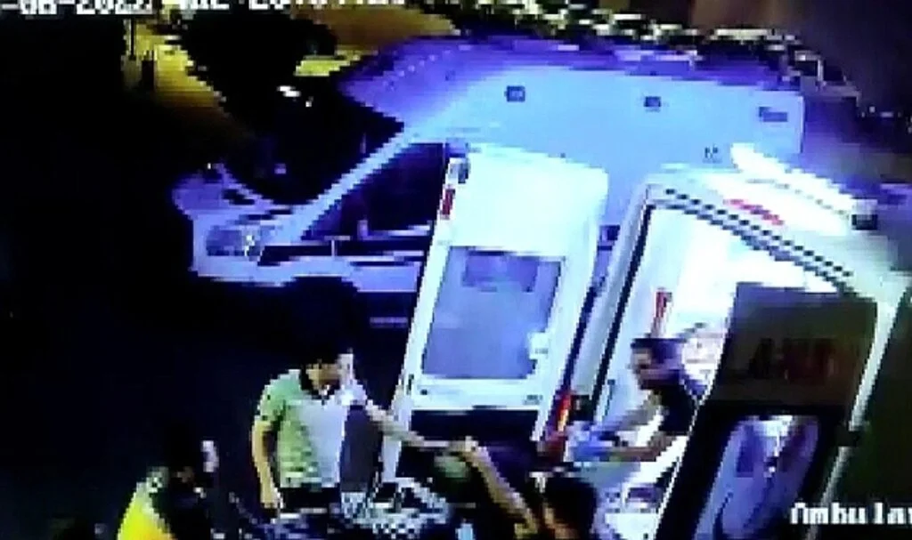 Silahlı saldırıda yaralanan MHP’li meclis üyesi hastaneye böyle getirildi