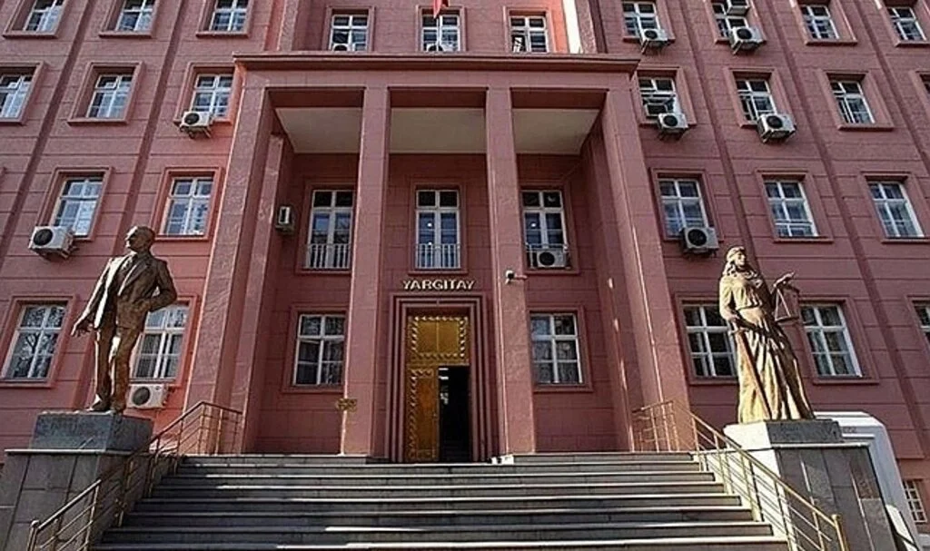 Sokakta kadınların fotoğrafını çekerek tacize hapis cezası!