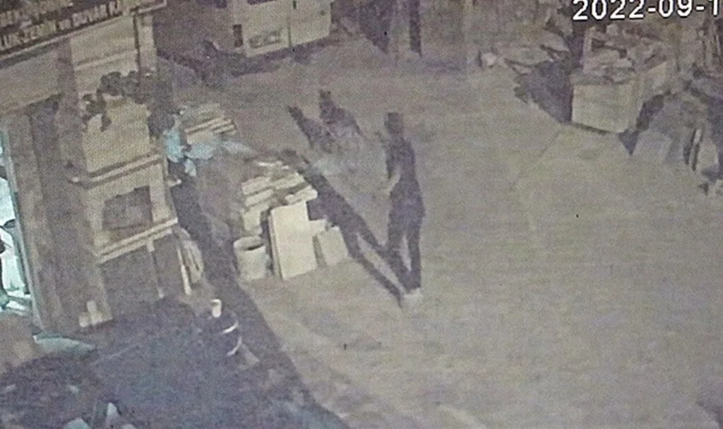 Tartıştığı arkadaşına sinirlenip aynı ismi taşıyan köpeğe kurşun yağdıran adam tutuklandı