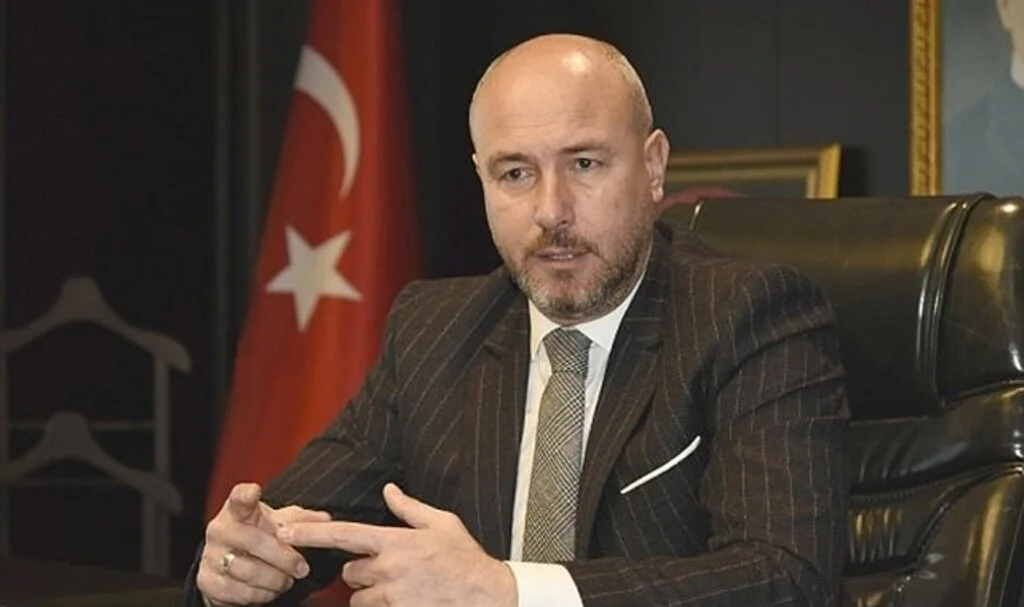 Tekkeköy'de Stadyum etrafı modernleşiyor