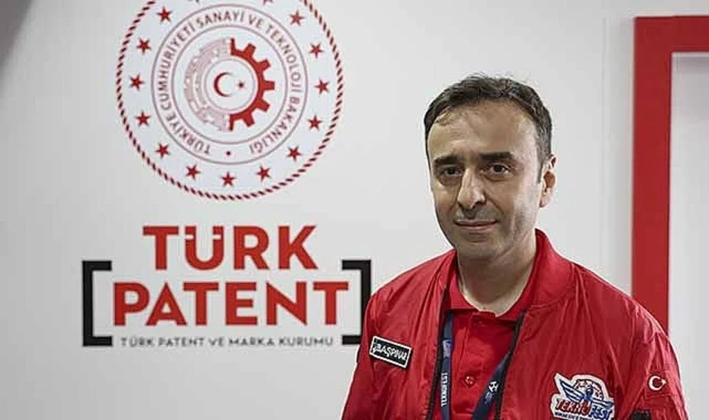 TEKNOFEST KARADENİZ'i ziyaret eden gençler patent konusunda bilgilendiriliyor