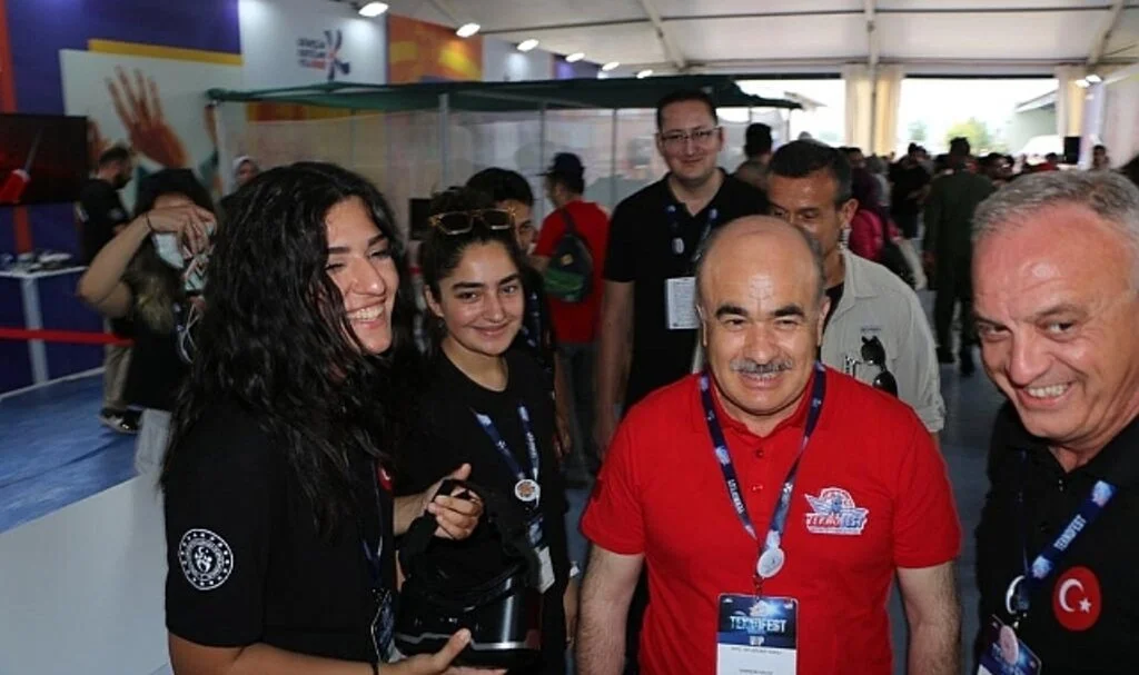 TEKNOFEST'te bakanlık standına yoğun ilgi