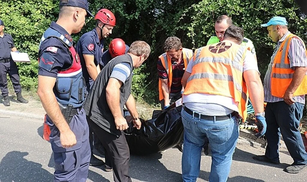 Tokat’tan, İstanbul’a giden aile kazada yok oluyordu