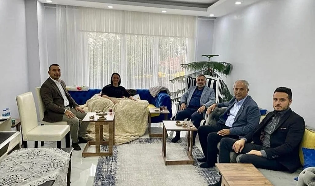 Trafik kazası geçiren Belediye Başkanı Tekin evine döndü