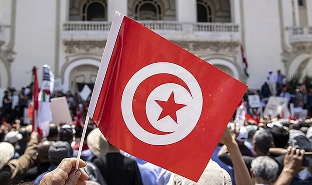 Tunus'ta 5 muhalefet partisi seçimleri boykot kararı aldı