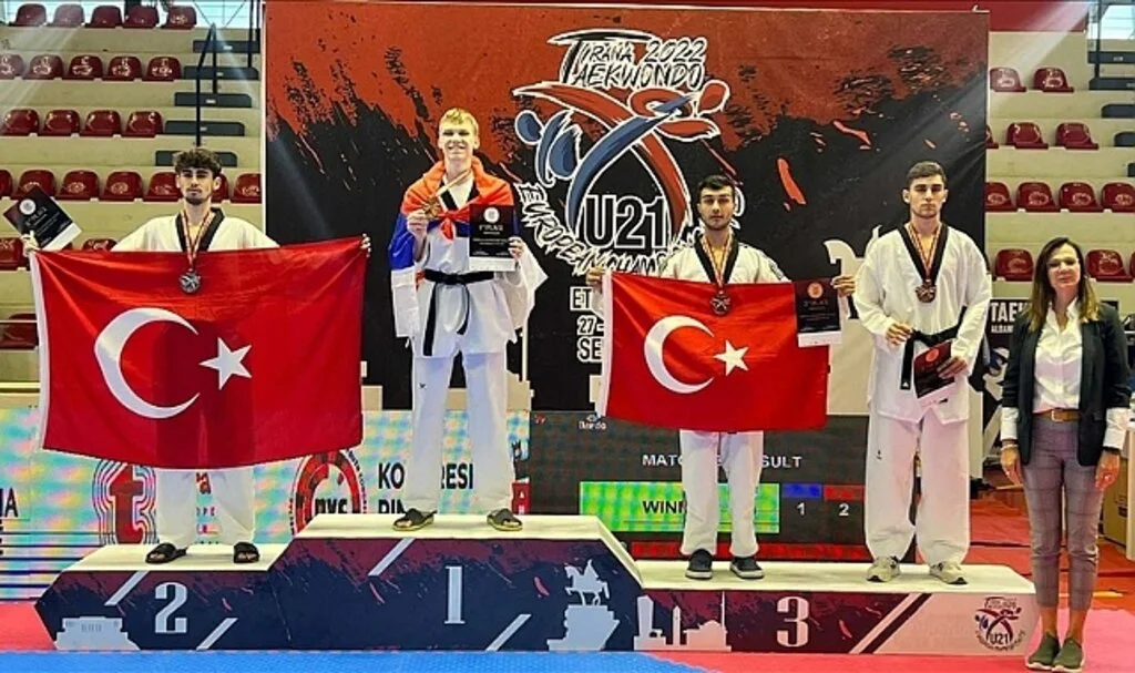 Türkiye, Avrupa Ümitler Tekvando Şampiyonası’nda takım halinde şampiyon oldu