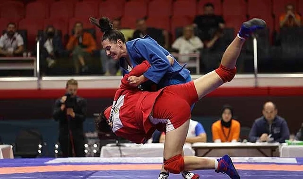 Üniversiteler Dövüş Sporları Kupası Başladı