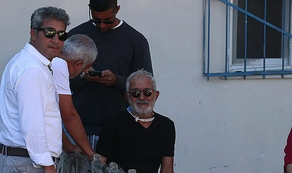 Ünlü oyuncunun annesi evinin bahçesinde ipe asılı halde ölü bulundu