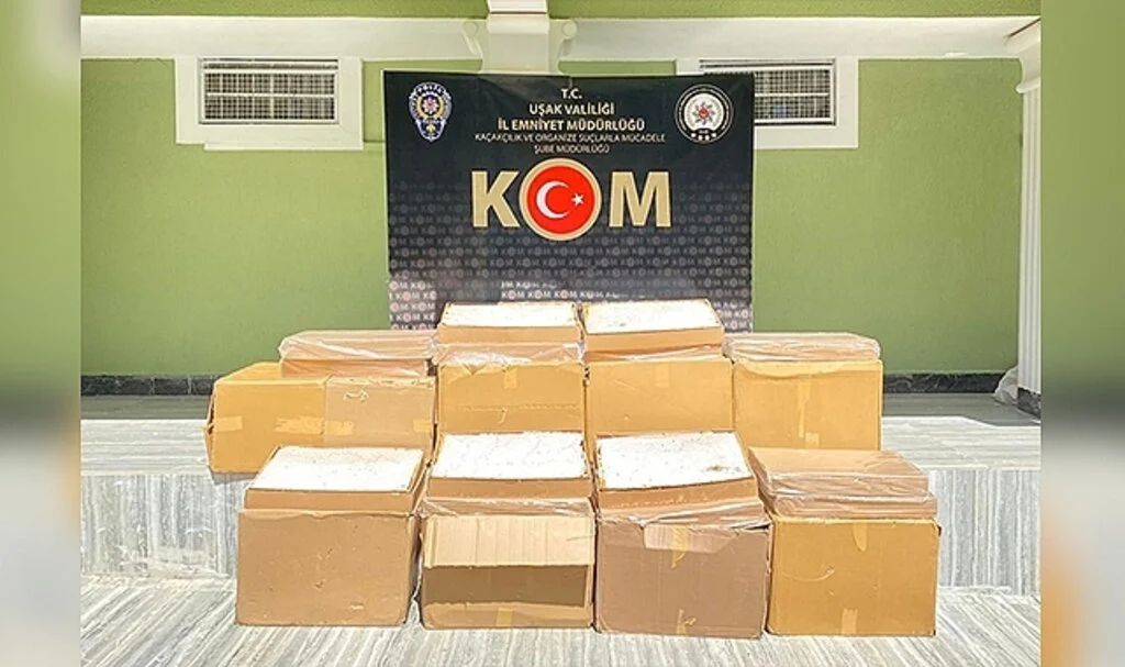 Uşak’ta 10 milyon kaçak makaron ele geçirildi