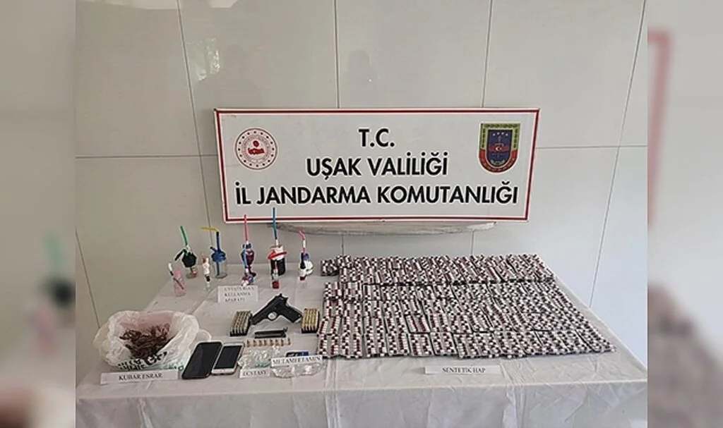 Uşak'ta 2 uyuşturucu ticareti yapan şahıs tutuklandı