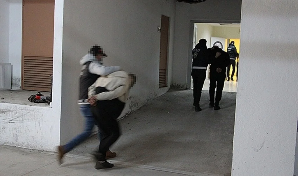  Uyuşturucu çetesine büyük darbe