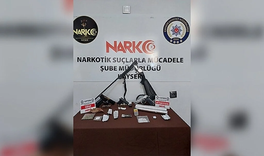 Uyuşturucu tacirlerine 115 polis ile şafak operasyonu